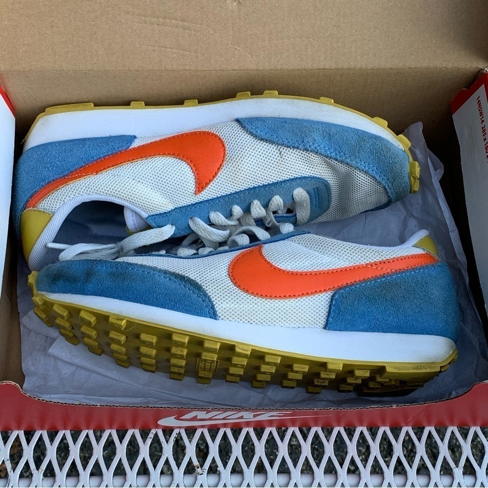 Nike Daybreak Womens Size 6 University Blue Orange Shoes Sneakers DM8330-400 - Picture 2 of 12
